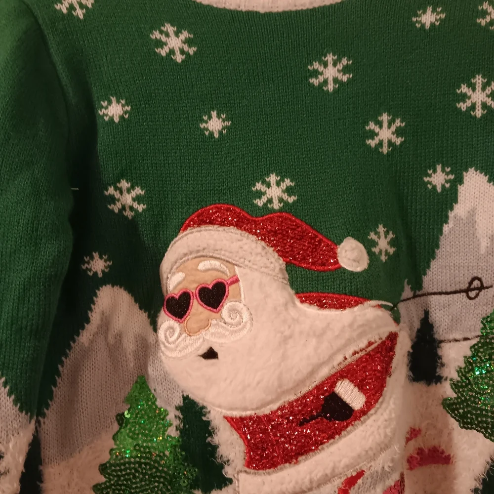 Holiday Time Festive Green and White Throw Sweater For Kids